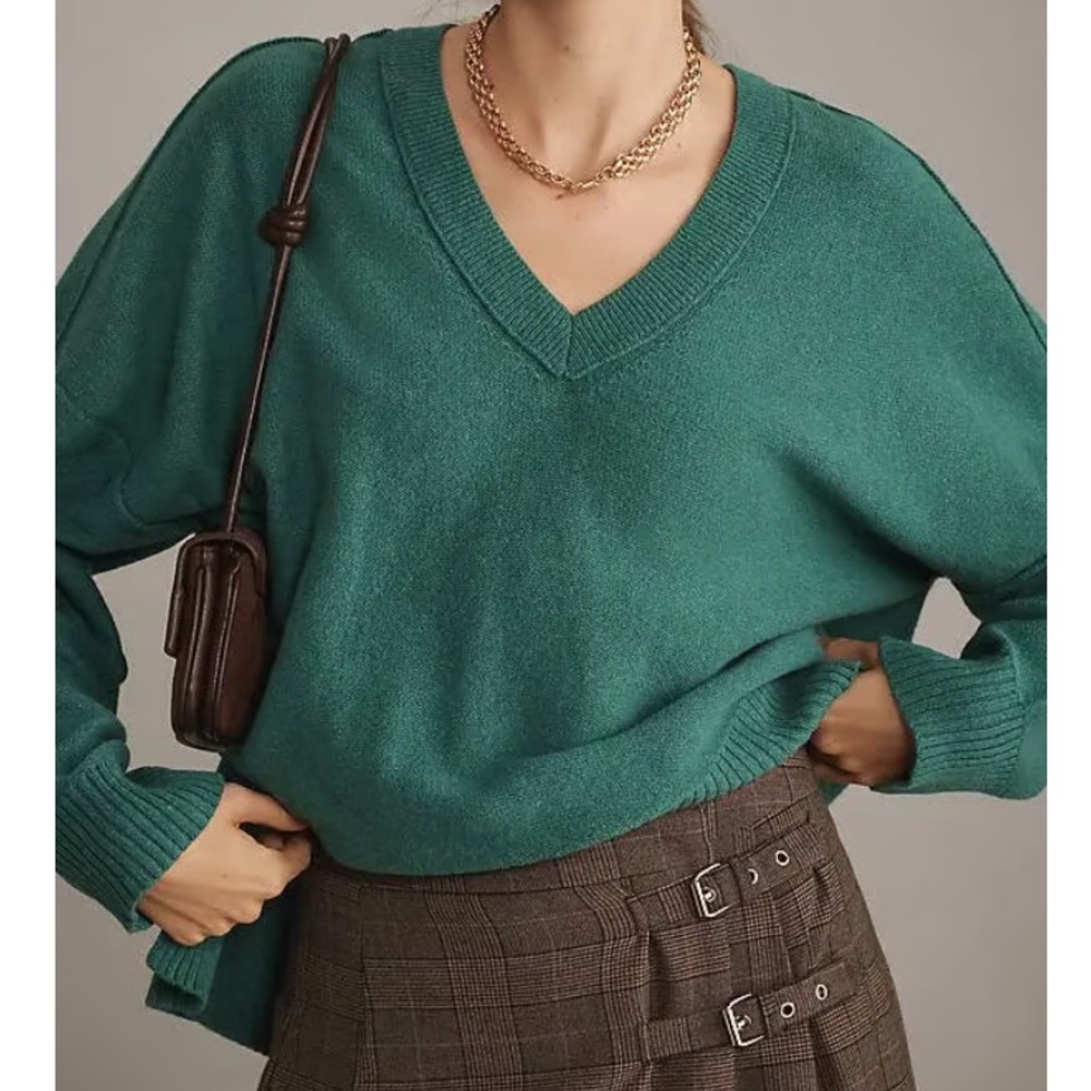Maeve Relaxed V-Neck Sweater Green